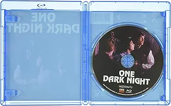Amazon.com: One Dark Night : Elizabeth Daily, Leslie Speights, Meg